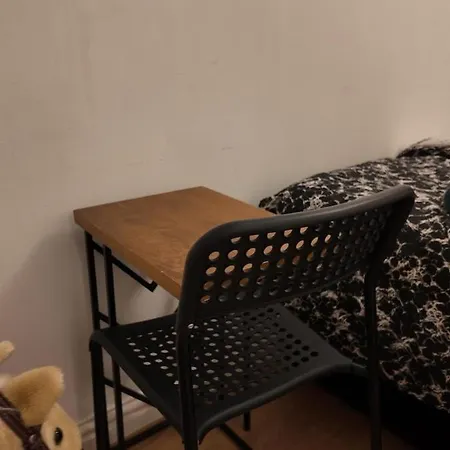 Διαμέρισμα Modern Cozy With Free Parking Near Centre *