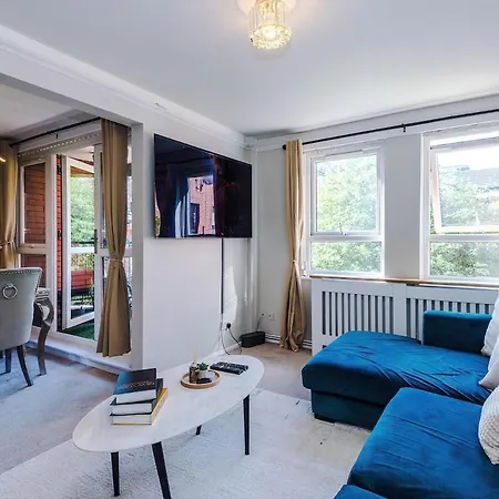 Chic 3br Escape Balcony M4 Heart *