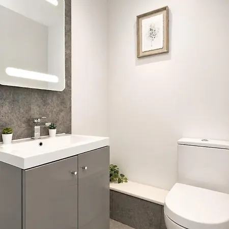 The Mcr Prime Pad Apartmán *