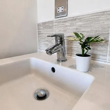 Daire Luxury 2 Bed Duplex In Town Centre *