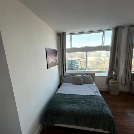 Centre Prime Location Manchester