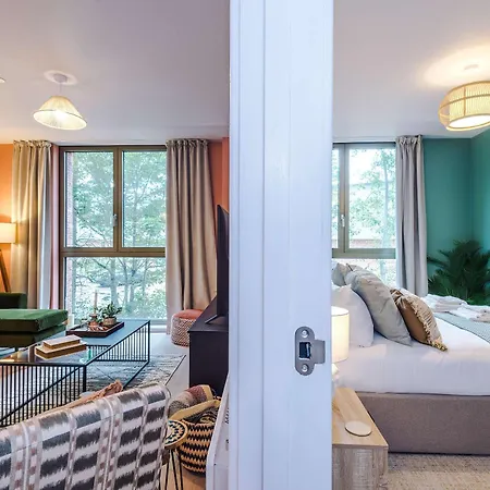 2br In - Free Parking *