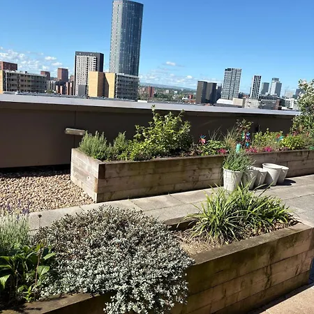 Aura Luxury Penthouse - 3br Penthouse Manchester