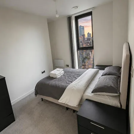 Luxury 2 Bedroom Centre Daire