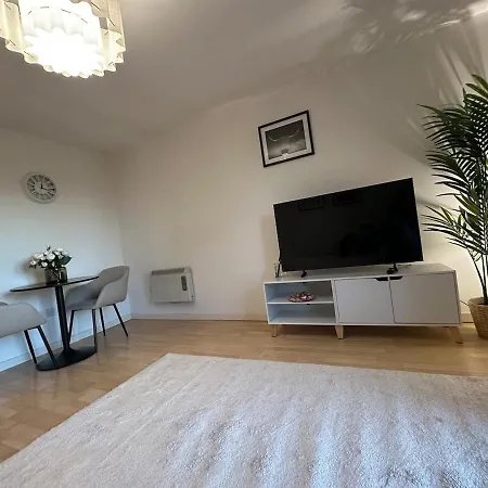 Entire Luxury Flat Manchester