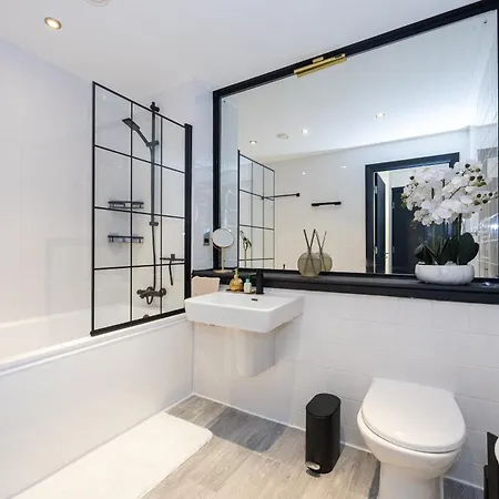 Chic Near Old Trafford & Exchange Quay Tram Apartmán Manchester