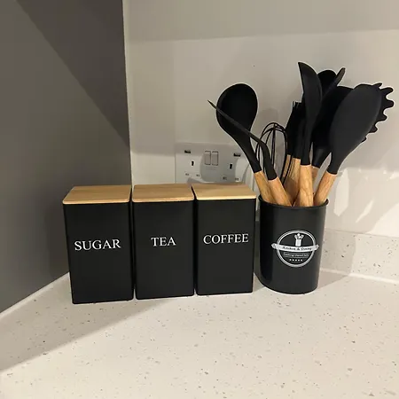Luxury 2 Bedroom In Mcr- En-suite- Parking- Terrace- Gym Μάντσεστερ