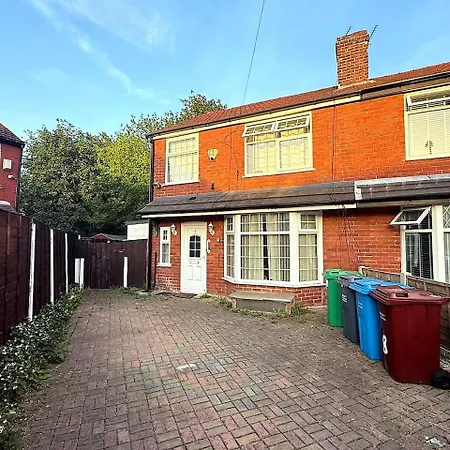 Ground Floor 1 Bed Flat Free Parking Near Tram Apartmán Manchester