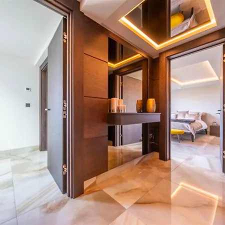 Modern Retreat - Walk To Attraction Μάντσεστερ
