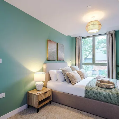 2br In - Free Parking Manchester