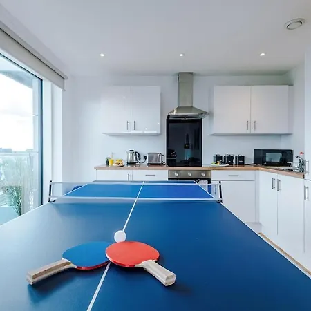 Manchester, Balcony, Old Trafford, Gym, Pool Table Daire *