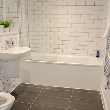 Apartmán Effortless Stays At Elegant 2Br Escape Near Old Trafford Stadium *