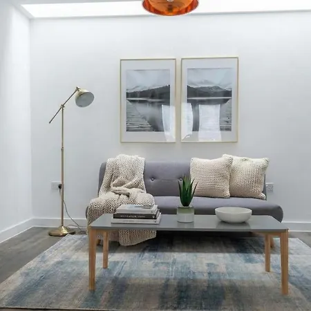Modern & Spacious 2bed By Old Trafford * מנצ'סטר