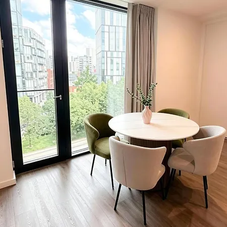 公寓 Stylish New 2br 5min Ao Arena Free Parking