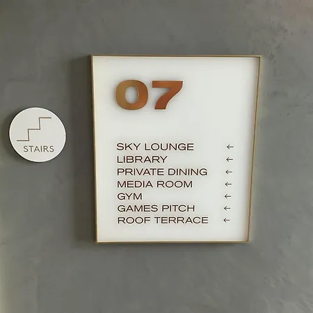 Cloud32 - Luxury Two Bedroom In Centre With Skyline Views Апартаменты Манчестер