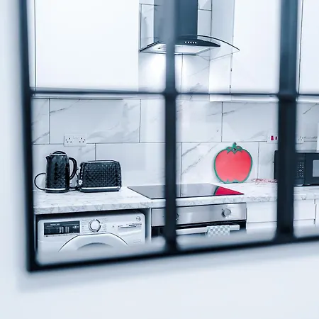 Entire Place - Mcr Flat - Sleeps 3 Διαμέρισμα *