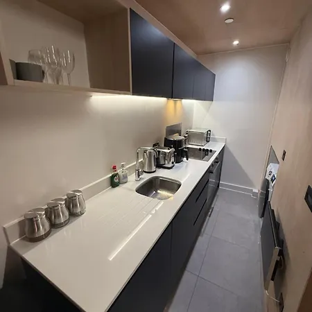 Stylish Duplex 2 Bed Appartement *