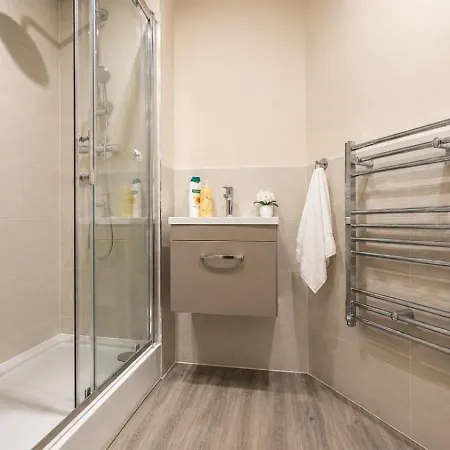 Free Parking! 2 Bed Near Deansgate, Oxford Rd & Centre