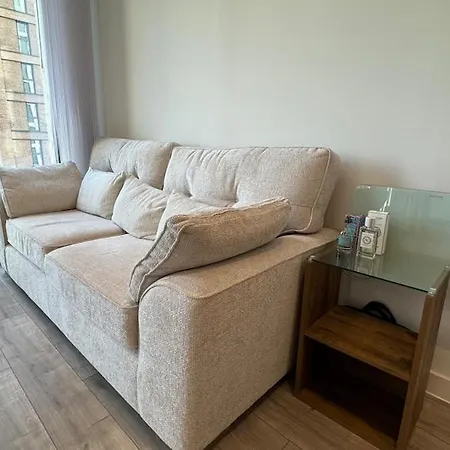 Cozy 2br In Mcr Διαμέρισμα