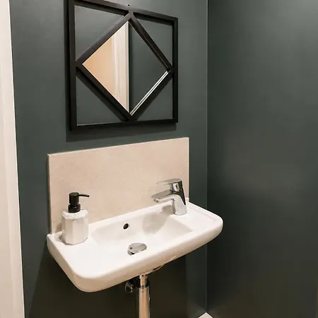 2 Bedroom 2 Bathrooms - Modern - Old Trafford - City Centre - Rooftop Access *