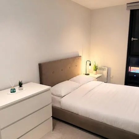 Retreat Ao Arena Nq דירה *