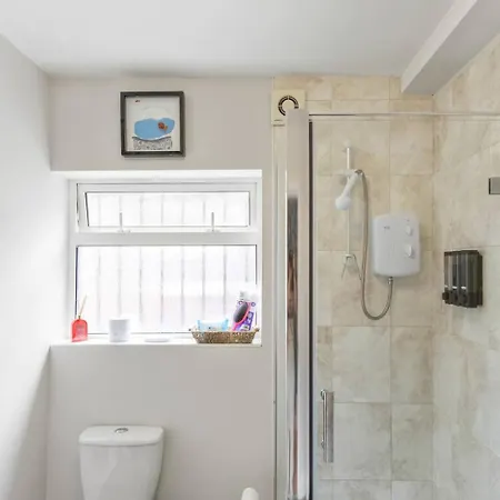 Anna's Place & Homes - Aurelia *