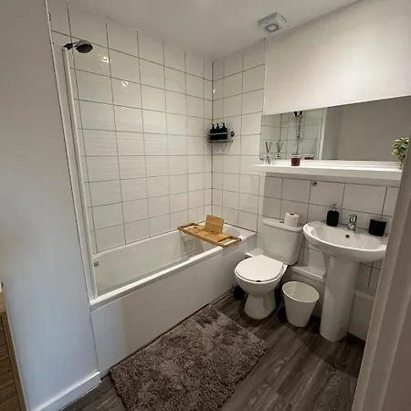 Entire Luxury Flat Manchester