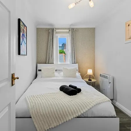 2br Long Perks Free Parking Prime Spot * Манчестер