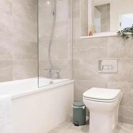 Waterfront Luxury 2br Flat Salford Διαμέρισμα