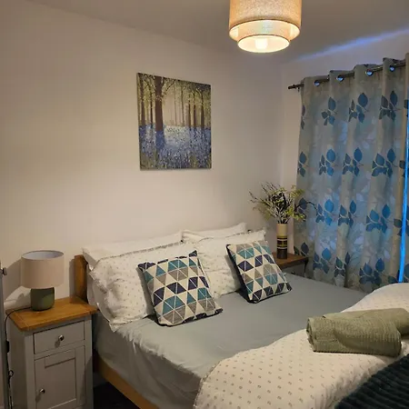 Διαμέρισμα Cosy 2-bed Near Centre *