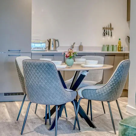 Apartmán Manchester, Eccles 2 Bedroom & 1 Bedroom Apartments, Close To Old Trafford, Salford,