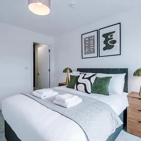 Stylish 2br In Centre Lägenhet