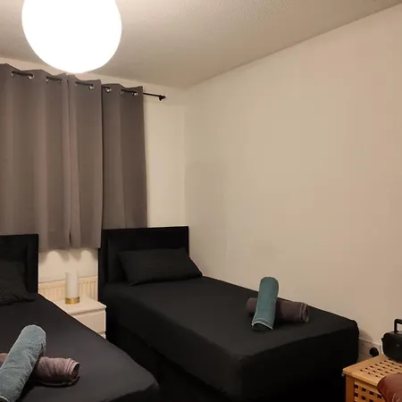 Διαμέρισμα Modern Cozy With Free Parking Near Centre Μάντσεστερ
