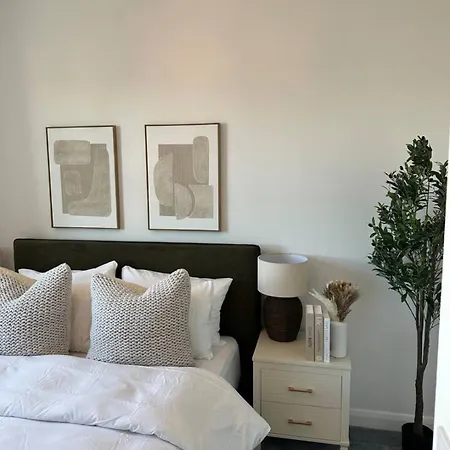 2 Bed Serviced By Ankers Contractor Near Centre Lägenhet Manchester