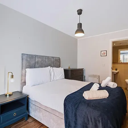 Apartman Luxury 2 Bdr 2 Ba Modern With Parking *