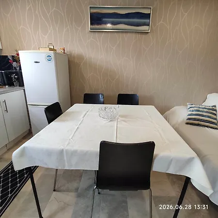 公寓 Entire 1St Floor Apartment With Free Parking In Hyde Road Opposite Gorton Tesco Extra *