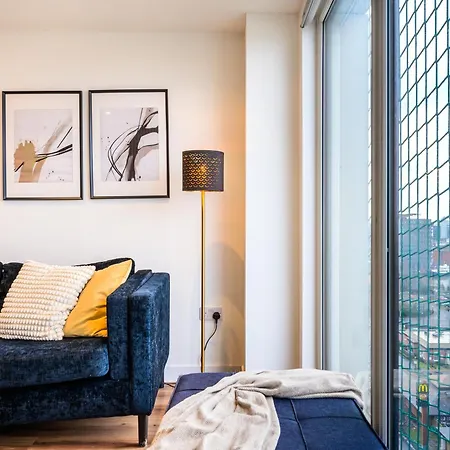 The Gateway Luxury Quayside Apartments * Manchester