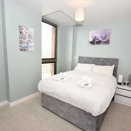 Lägenhet Modern & Bright 2 Bed Nr Old Trafford *