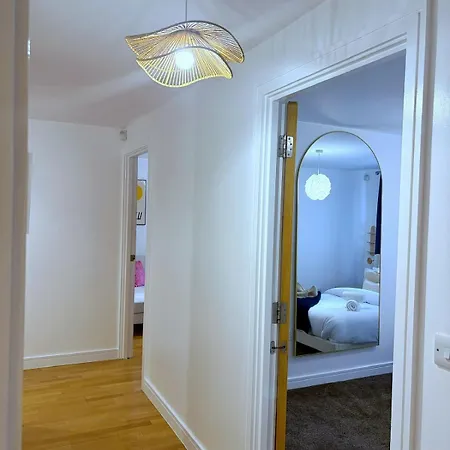 Daire Elite Serviced 2br Balcony Centre *