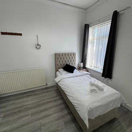 Appartement Alma Road Full House *