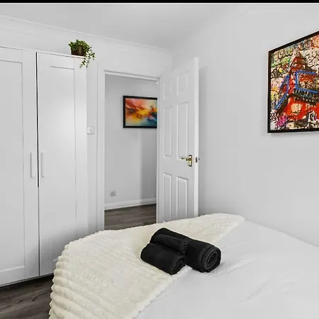 Prime Location Pad Free Parking Ps4 Wifi Tourists Daire Manchester