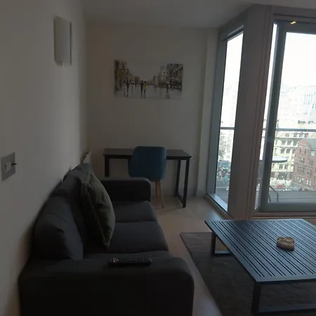 Premium 2 Bed In The Heart Of Center