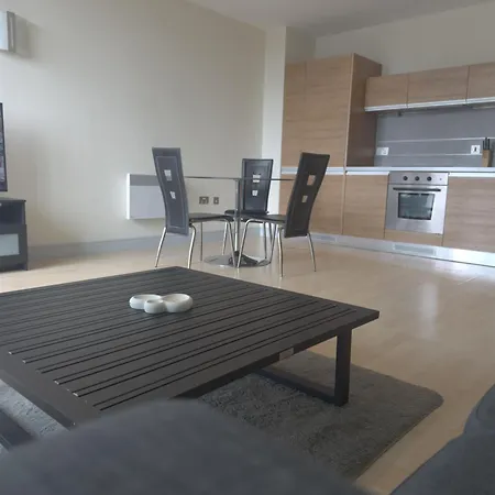Premium 2 Bed In The Heart Of Center Апартаменты Манчестер