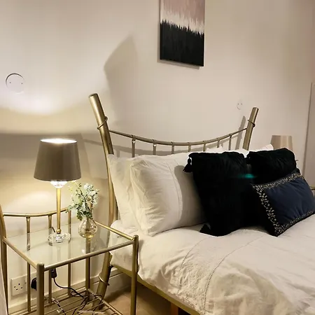 Bright Cozy Walk To Deansgate By Cozystays Daire *