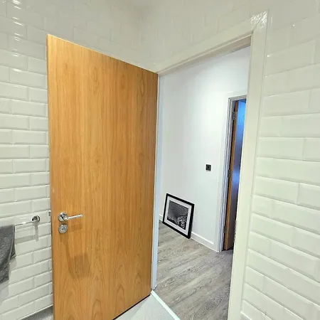Daire Casa De Mill 2 Bedroom In Near Coop Arena And Etihad Stadium