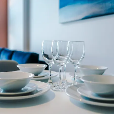 1bdr Open Plan With Full Kitchen *