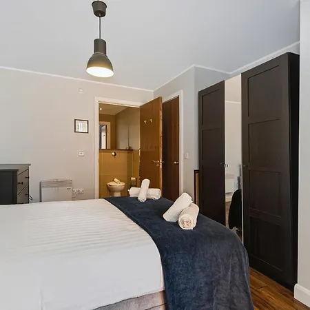 Luxury 2 Bdr 2 Ba Modern With Parking Apartman *