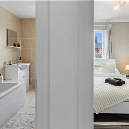 2br Long Perks Free Parking Prime Spot מנצ'סטר