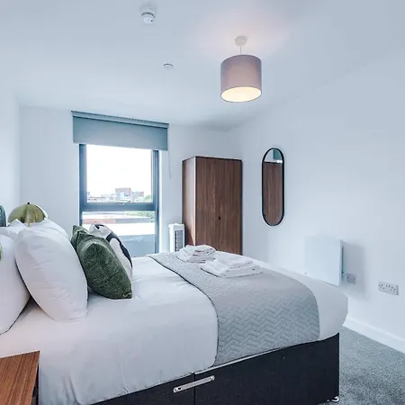 Stylish 2br In Centre Daire *