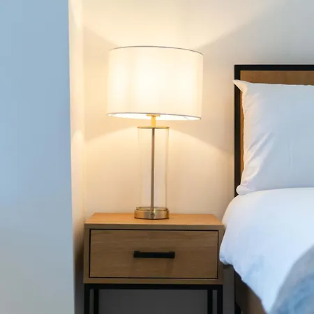 Διαμέρισμα Contemporary 2 Bedroom In *